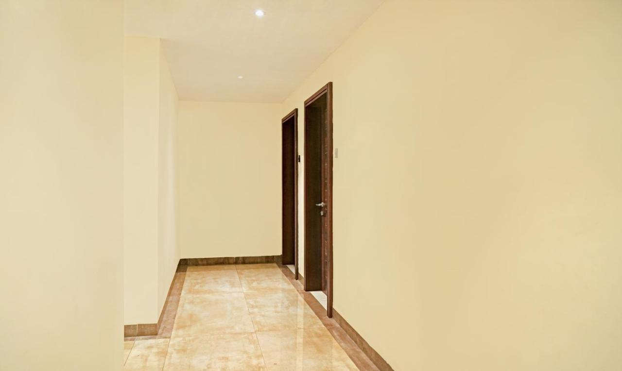 Treebo Trend Jsn Grand Hotel Vijayawāda Exterior foto